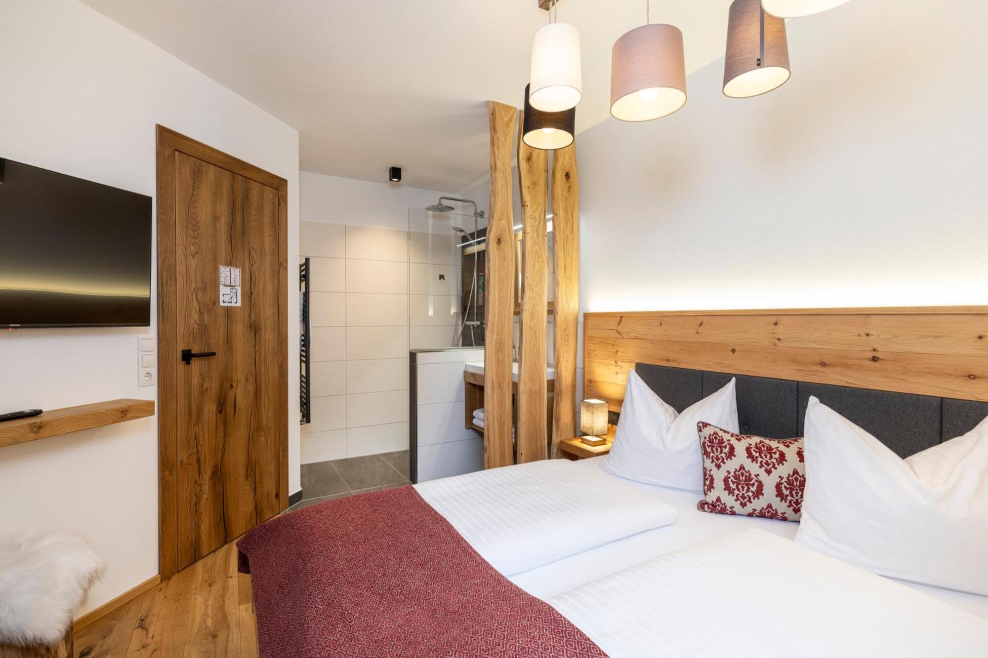 Holzlodge Deluxe Radstadt Buitenkant foto