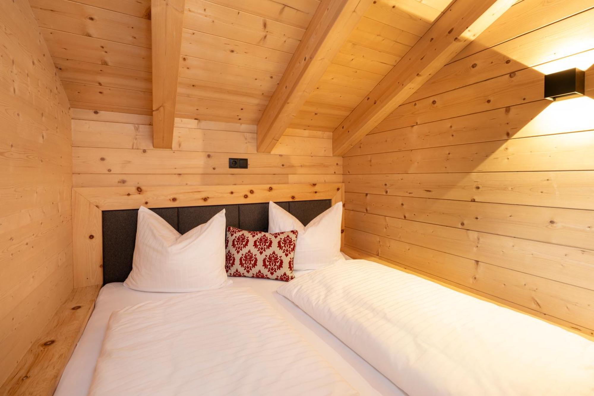 Holzlodge Deluxe Radstadt Buitenkant foto
